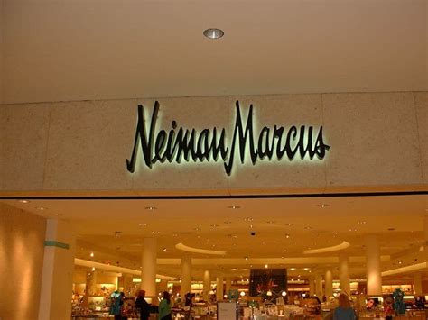 neiman marcus last call online.